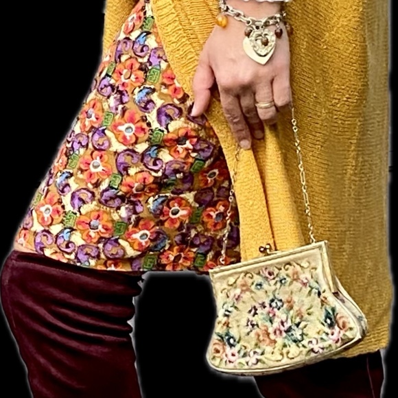 Forever in Love with Vintage! - Picture 13 of 16